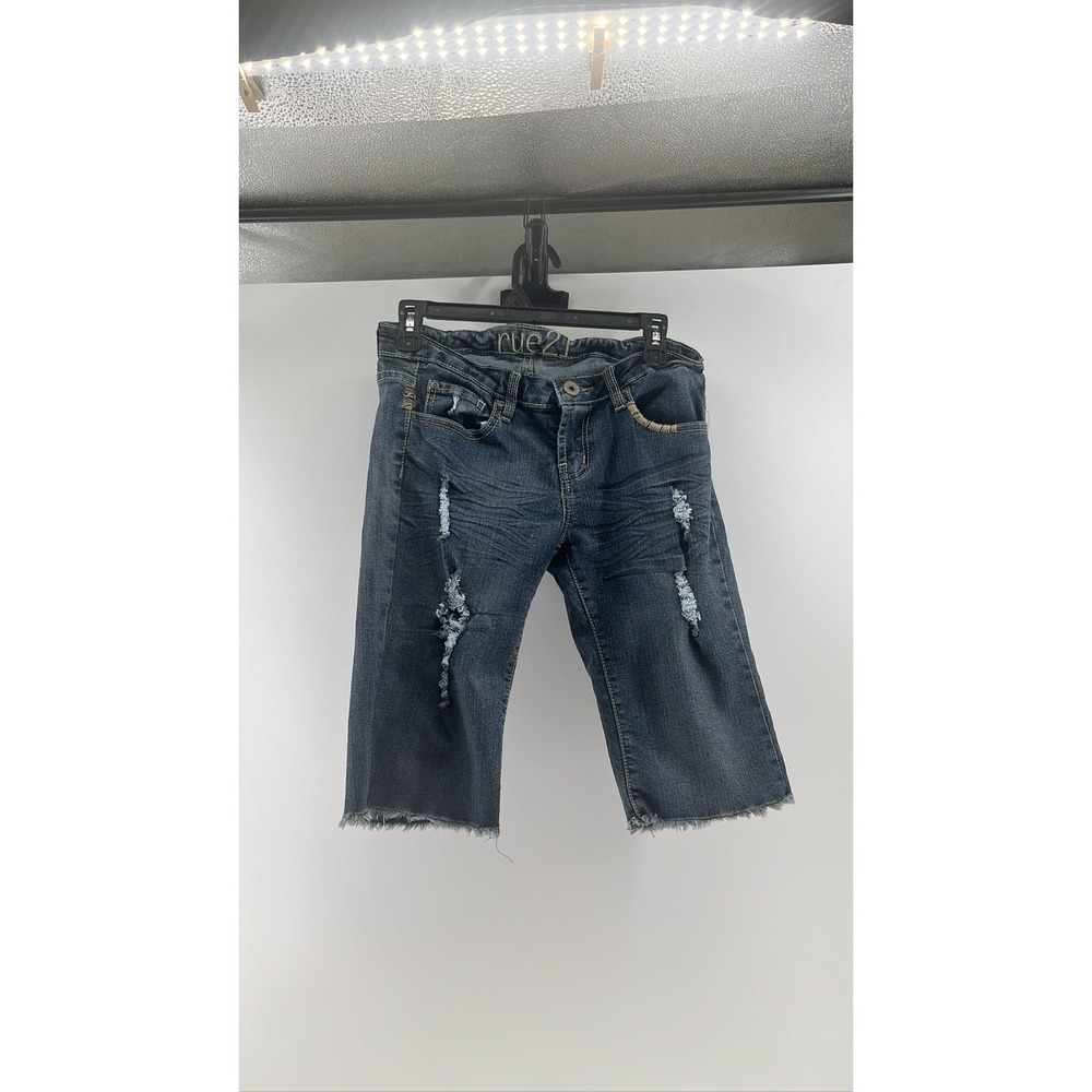 Rue 21 Low‎ Rise Distressed Capri Jeans Women's Size 5/6 raw Hem Blue Denim
